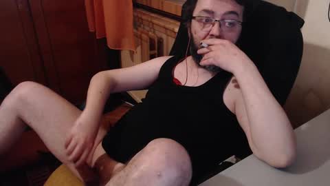 Snapshot of max818k chatting on February 2025 11:27:01 AM Max online show from February 2025 11:27:01 AM