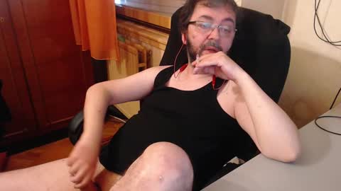 Snapshot of max818k chatting on March 2025 07:30:01 AM Max online show from March 2025 07:30:01 AM