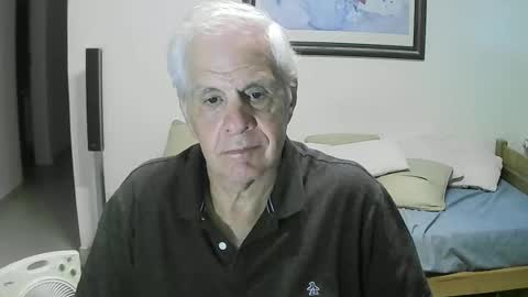 Snapshot of max_2017 chatting on April 2026 02:01:01 AM max_2017 online show from April 2026 02:01:01 AM