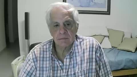 Snapshot of max_2017 chatting on April 2026 03:29:02 AM max_2017 online show from April 2026 03:29:02 AM