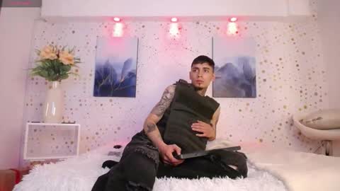 Snapshot of max_hader chatting on February 2026 12:15:02 PM Max online show from February 2026 12:15:02 PM