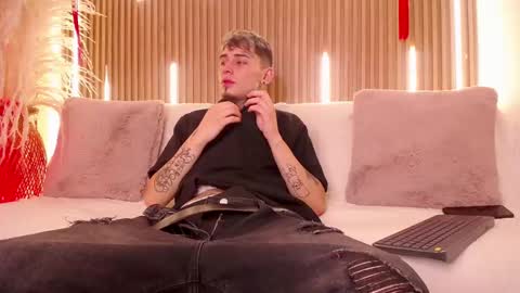 Snapshot of max_hader chatting on March 2026 02:52:02 AM Max online show from March 2026 02:52:02 AM