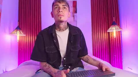 Snapshot of max_hader chatting on March 2026 03:23:01 AM Max online show from March 2026 03:23:01 AM