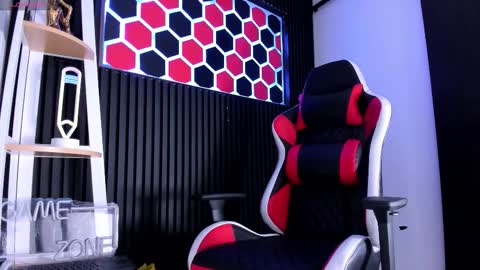 Snapshot of max_hader chatting on March 2026 03:01:01 AM Max online show from March 2026 03:01:01 AM