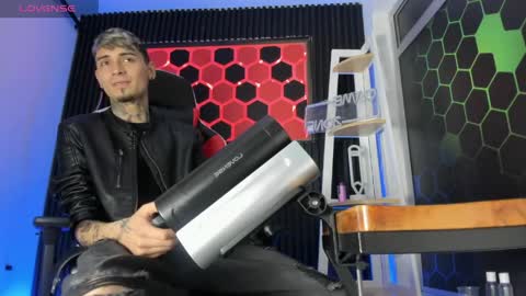 Snapshot of max_hader chatting on April 2026 02:53:01 AM Max online show from April 2026 02:53:01 AM