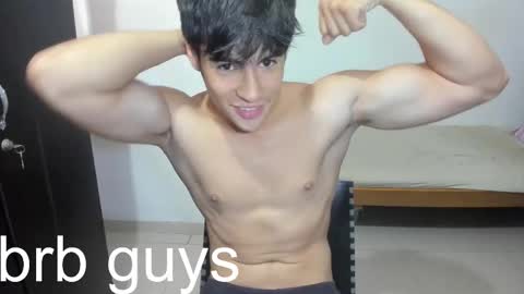 Snapshot of max_miller66 chatting on December 2025 11:32:01 PM Max online show from December 2025 11:32:01 PM