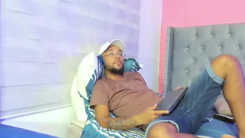 max_sexyhot26 online show from February 2025 05:52:01 AM