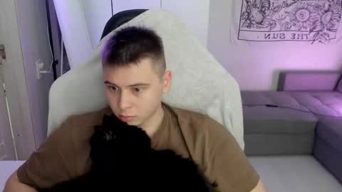 Max online show from February 2026 06:19:02 AM