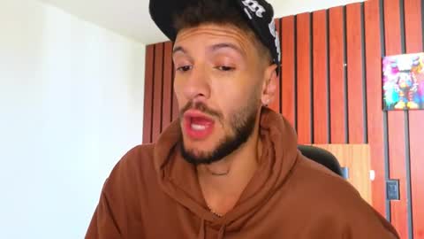 Max Taylor online show from February 2026 08:05:01 PM