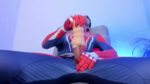 Max online show from November 2025 02:50:02 PM