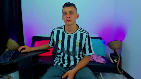 MAX     online show from November 2025 04:48:02 AM