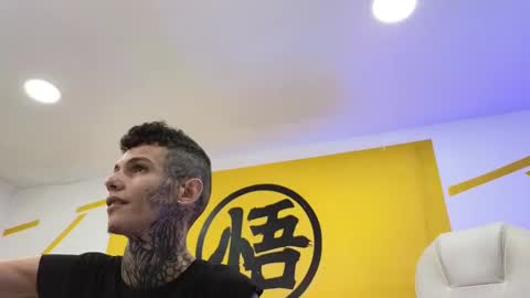 Snapshot of maxandalyn_ chatting on January 2025 01:35:01 AM Max Dalyn online show from January 2025 01:35:01 AM