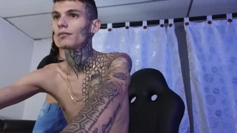 Snapshot of maxandalyn_ chatting on January 2025 01:28:01 AM Max Dalyn online show from January 2025 01:28:01 AM