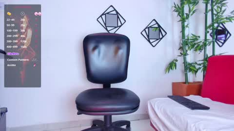 Maximiliano online show from January 2025 09:04:01 PM