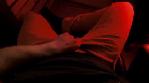 Snapshot of maxcamlove chatting on February 2025 05:00:01 AM maxcamlove online show from February 2025 05:00:01 AM