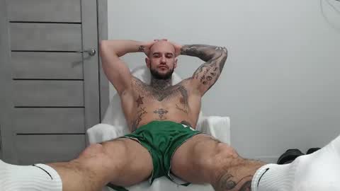 Snapshot of maxi_foxxx chatting on April 2026 06:49:01 AM Maximus Fox online show from April 2026 06:49:01 AM