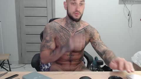 Snapshot of maxi_foxxx chatting on June 2026 05:31:02 AM Maximus Fox online show from June 2026 05:31:02 AM