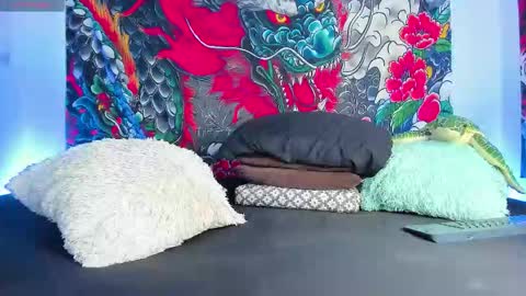 Maxi online show from February 2026 06:17:02 AM