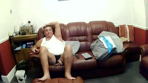 MAX online show from July 2026 10:09:02 PM