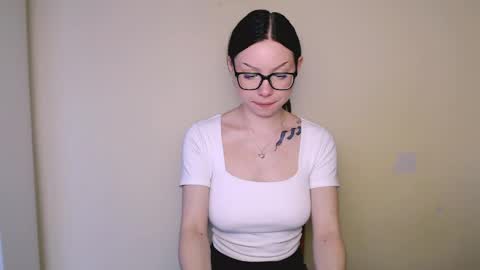 Snapshot of maxi_sweetheart chatting on May 2026 05:07:02 PM Joanna online show from May 2026 05:07:02 PM