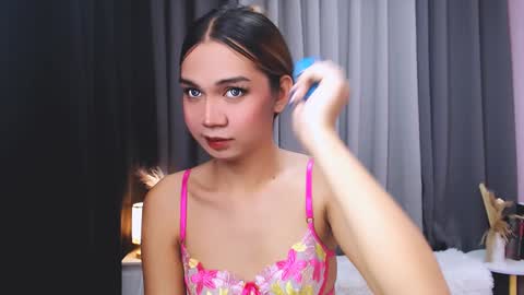 maxie greyson online show from December 2024 08:59:01 AM