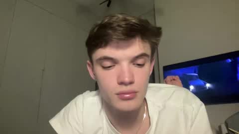 Snapshot of maximaxerxxx chatting on December 2024 09:27:01 PM maximaxerxxx online show from December 2024 09:27:01 PM