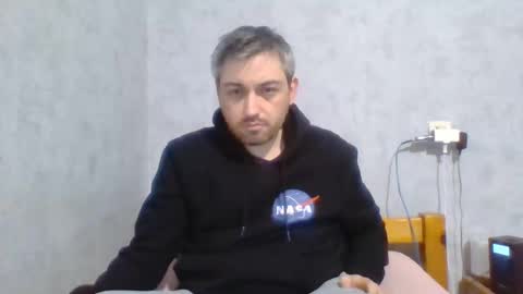 Maxime online show from January 2025 05:04:01 PM