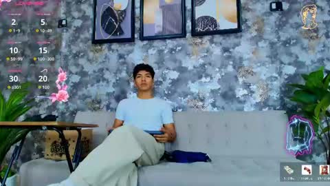 Snapshot of maximiliano_kh4lil chatting on June 2026 01:24:02 PM Maximiliano online show from June 2026 01:24:02 PM