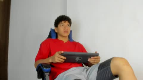Snapshot of maximiliano_kh4lil chatting on June 2026 11:56:02 AM Maximiliano online show from June 2026 11:56:02 AM