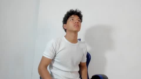 Snapshot of maximiliano_kh4lil chatting on July 2026 12:13:01 PM Maximiliano online show from July 2026 12:13:01 PM