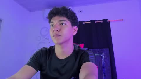 Maximiliano online show from February 2026 07:25:02 PM