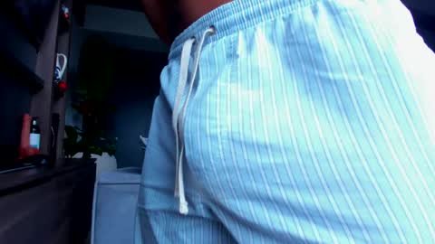 Snapshot of maximo_and_marcelo chatting on May 2026 12:02:01 PM maximo_and_marcelo online show from May 2026 12:02:01 PM