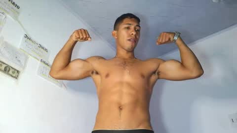 Maximo Aron Vega online show from February 2026 09:44:01 PM