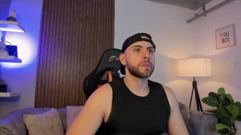 Maximo Wolf online show from July 2026 10:49:02 PM