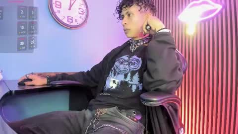 MAXIMO online show from February 2026 04:10:02 AM