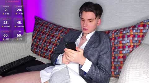 Snapshot of maximum_hot chatting on January 2025 05:06:01 PM Max online show from January 2025 05:06:01 PM