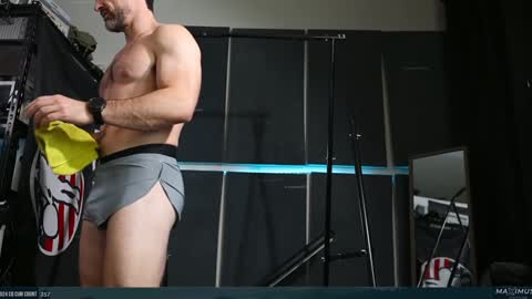 Snapshot of maximus_787 chatting on February 2025 06:53:01 PM Maximus7871 online show from February 2025 06:53:01 PM