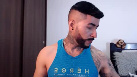 Independent Model online show from February 2025 01:15:02 AM