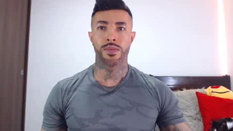 Snapshot of maximus_golden chatting on February 2026 03:44:02 AM Independent Model online show from February 2026 03:44:02 AM