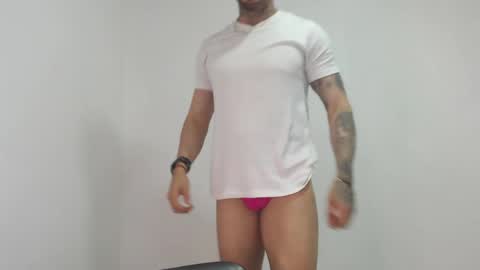Snapshot of maximus_golden chatting on May 2026 04:41:02 AM Independent Model online show from May 2026 04:41:02 AM