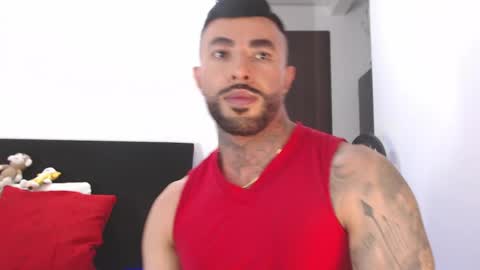 Snapshot of maximus_golden chatting on May 2026 03:46:02 AM Independent Model online show from May 2026 03:46:02 AM