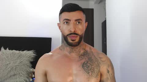 Snapshot of maximus_golden chatting on May 2026 04:07:02 AM Independent Model online show from May 2026 04:07:02 AM