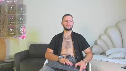 Snapshot of maximusclark1_ chatting on June 2026 12:09:02 PM Maximus online show from June 2026 12:09:02 PM