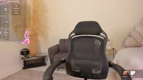 Snapshot of maximusclark1_ chatting on June 2026 12:11:02 PM Maximus online show from June 2026 12:11:02 PM