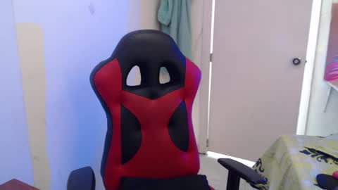 maxinesex_ online show from March 2026 01:50:01 PM