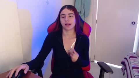 Snapshot of maxinesex_ chatting on June 2026 01:56:01 PM maxinesex_ online show from June 2026 01:56:01 PM