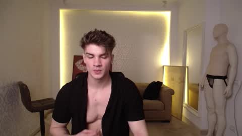 MaxKaiden online show from February 2025 06:23:01 AM