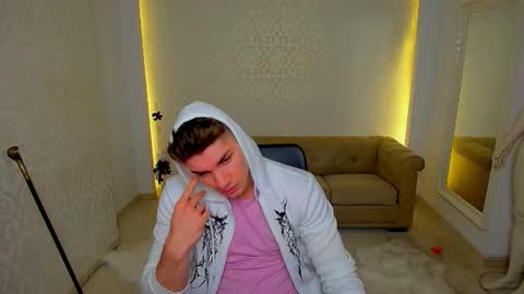 MaxKaiden online show from November 2025 05:52:01 AM