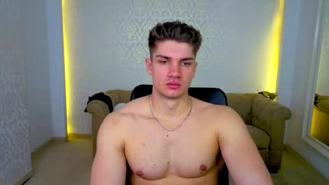 Snapshot of maxkaiden chatting on April 2026 05:36:01 AM MaxKaiden online show from April 2026 05:36:01 AM
