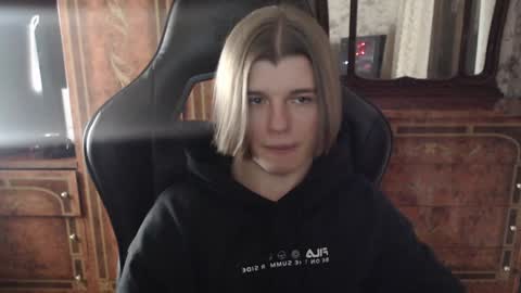 Max online show from December 2024 02:33:01 PM